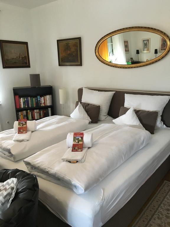 Hotel B&B Bredl In Der Villa Ballestrem Straubing Exterior foto