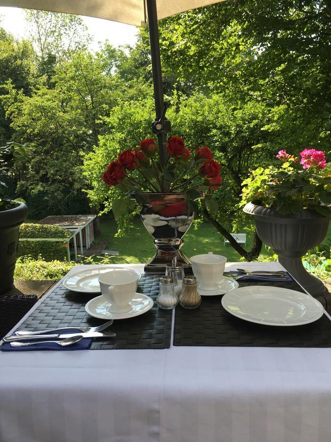 Hotel B&B Bredl In Der Villa Ballestrem Straubing Exterior foto